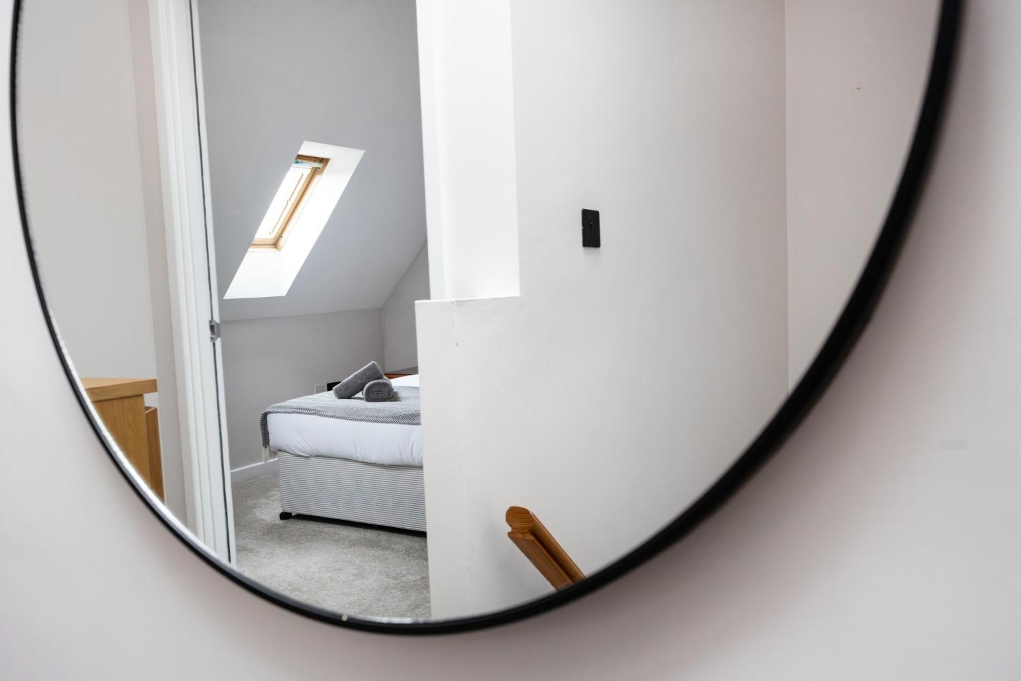 Stunning 3Br, Free Parking, Near Town Center, Long Term Discoun Daire Reading Dış mekan fotoğraf